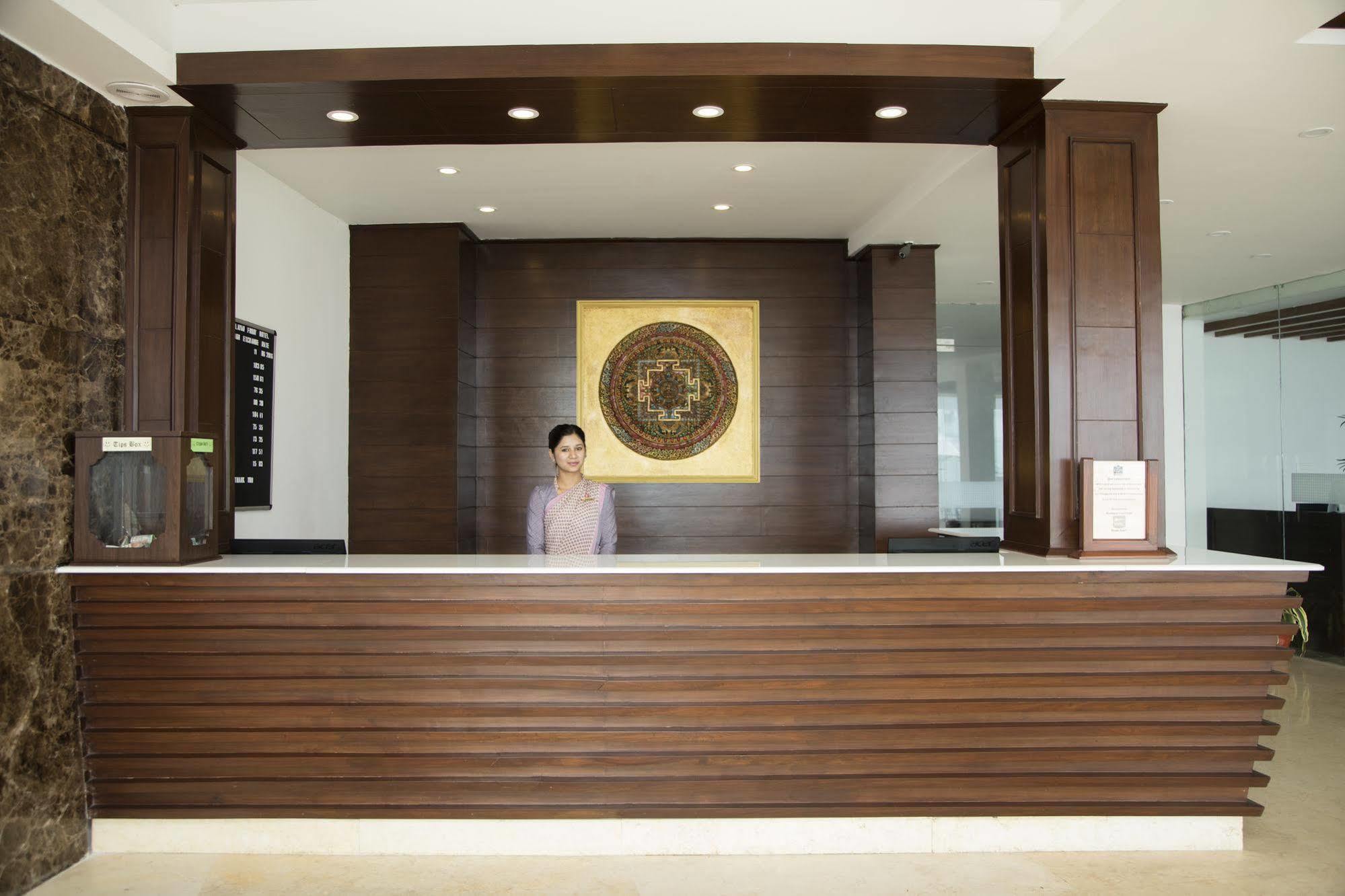 Himalayan Front Hotel By Kgh Group Pokhara Exterior photo