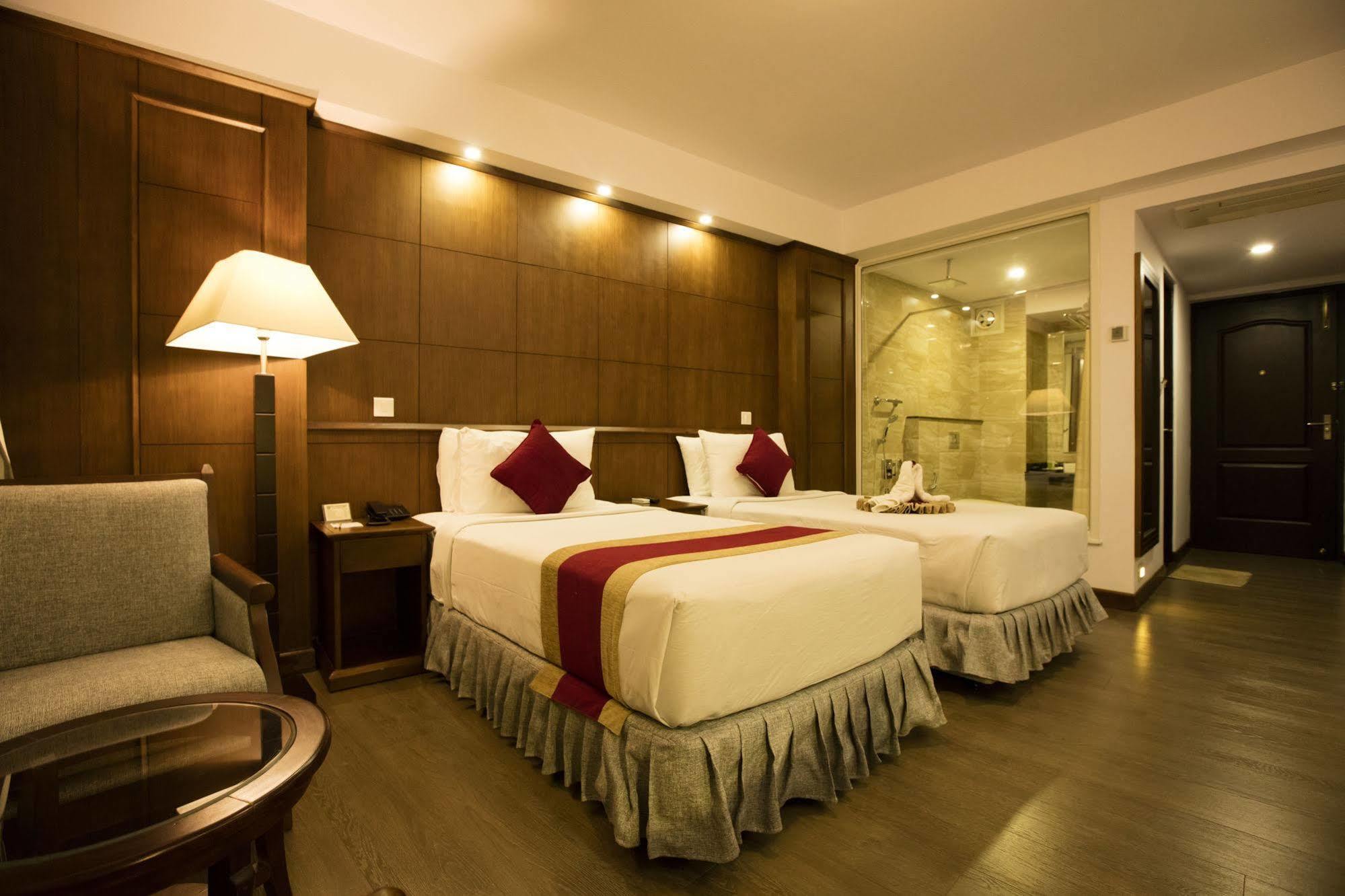 Himalayan Front Hotel By Kgh Group Pokhara Exterior photo